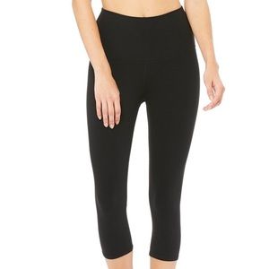 High waist airbrush capri by ALO Yoga